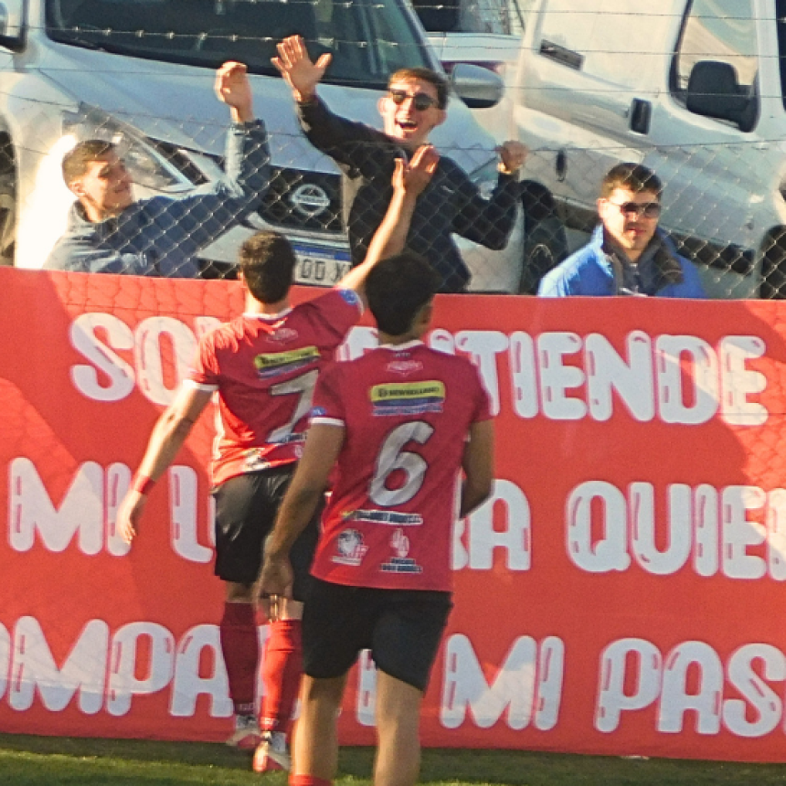 Deportivo festej&oacute; en casa ante Pe&ntilde;arol de Pig&uuml;&eacute;